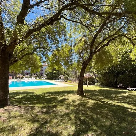 Apartment In Belas Golf Country Club - Pool, Private Terrace And Golf Course View